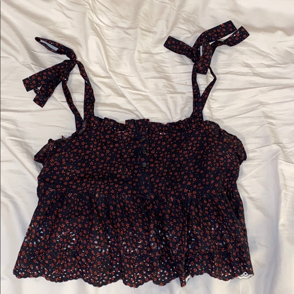 urban outfitters floral top